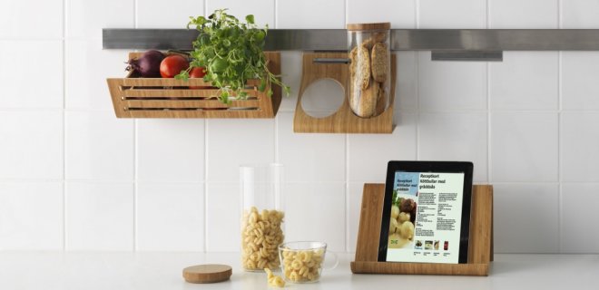 bamboe keukenaccessoires van Ikea - tablet houder